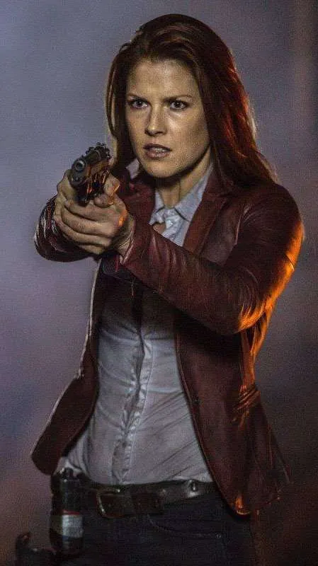Claire Redfield Resident Evil The Final Chapter Ali Larter Jacket Leather - Image 3
