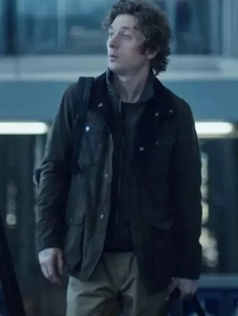 Carmen Berzatto The Bear S03 Olive Green Jacket