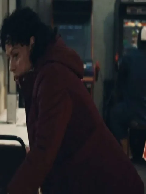 Tina Marrero The Bear S03 Purple Jacket