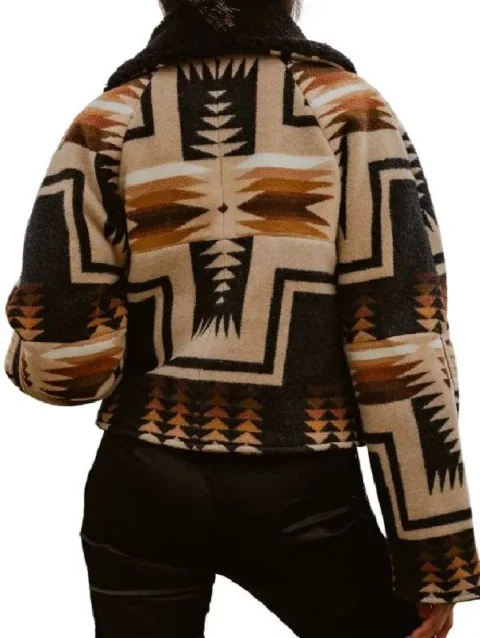 Dutton Ranch S01 Kelly Reilly Western Print Jacket 1