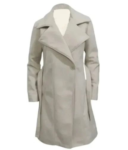 kelly Reilly Beth Dutton White Coat Yellowstone-1