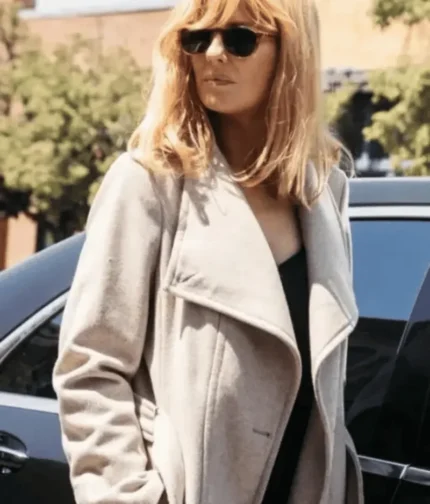 kelly Reilly Beth Dutton White Coat Yellowstone