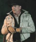 John Dutton Season 5 White Jacket-3